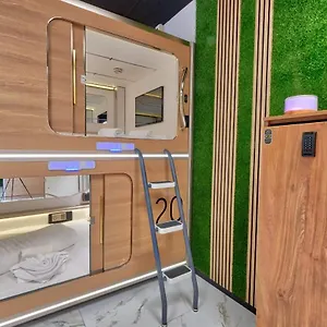  Hotel Cápsula Capsule Eslovénia